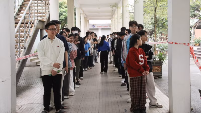 Thí sinh dự thi Đánh giá năng lực của Đại học Quốc gia Hà Nội đợt đầu tiên năm 2025. 