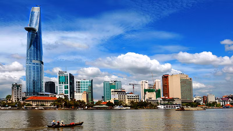 Một góc Thành phố Hồ Chí Minh. Ảnh: THẾ PHONG