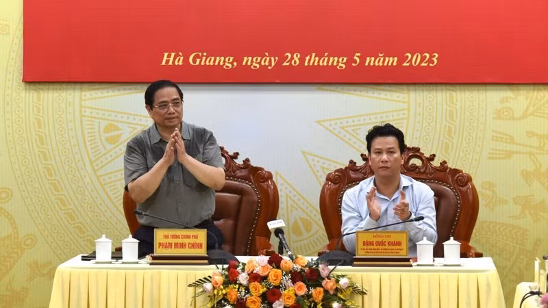 Thủ tướng Phạm Minh Chính làm việc với Ban Thường vụ Tỉnh ủy Hà Giang. (Ảnh: Trần Hải)