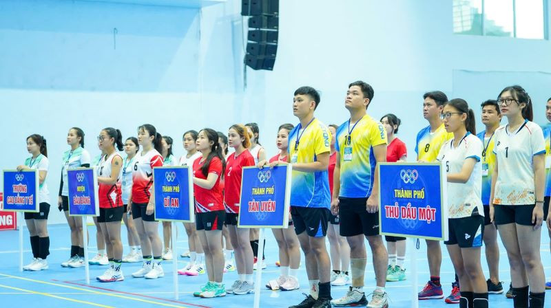 Các đội tham dự Giải vô địch Bóng chuyền nam-nữ tỉnh Bình Dương năm 2025. 