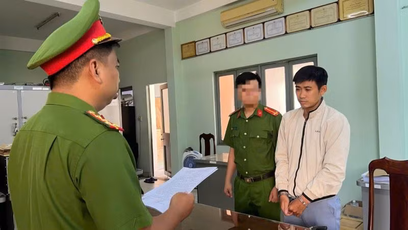 Khởi tố, bắt tạm giam Phạm Thành Nhẫn.