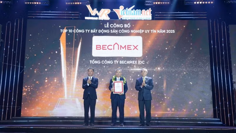 Tổng Công ty Becamex IDC được vinh danh trong Top 10 Công ty bất động sản công nghiệp uy tín năm 2025.