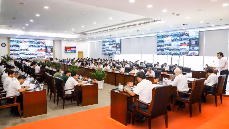 Toàn cảnh hội nghị.