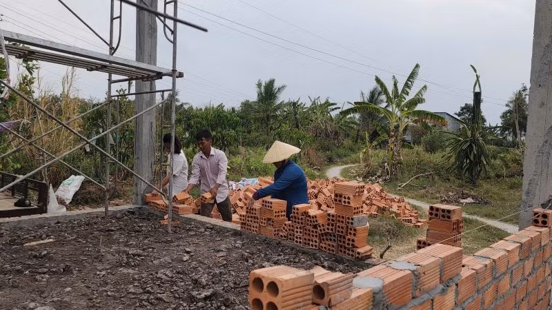 Căn nhà được xây mới cho hộ gia đình anh Ngô Diệp Văn Quốc có kinh phí do Ban Tuyên giáo và Dân vận Tỉnh ủy Bình Dương vận động trao tặng.
