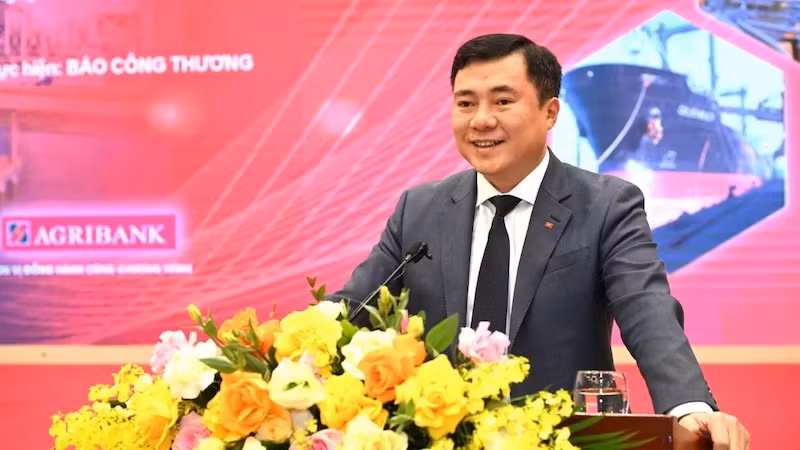 Thứ trưởng Công thương Nguyễn Sinh Nhật Tân phát biểu khai mạc Diễn đàn.