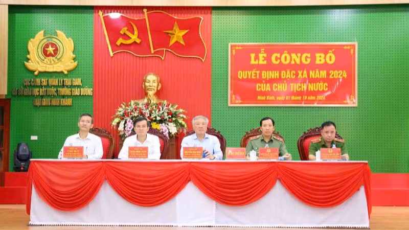 Lễ Công bố Quyết định đặc xá năm 2024 tại Trại giam Ninh Khánh.