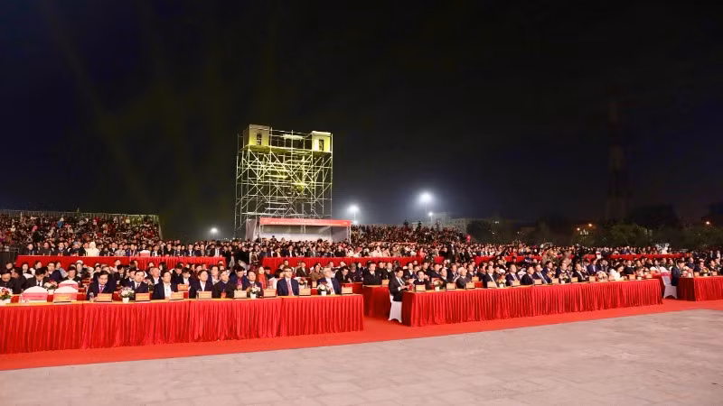 Các đại biểu tham dự buổi Lễ.