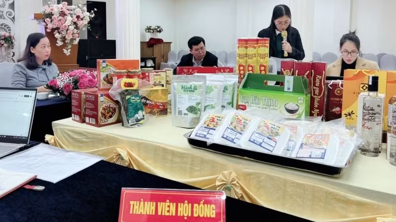 Đánh giá, xếp loại sản phẩm OCOP tỉnh Hải Dương.