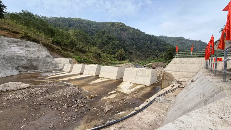 Công trình đập SABO đầu tiên tại Việt Nam tại lưu vực suối Nậm Păm, huyện Mường La, tỉnh Sơn La.
