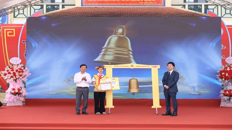 Học sinh đạt giải nhất cuộc thi Rung chuông vàng năm 2025.