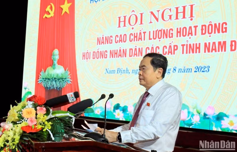 Đồng chí Trần Thanh Mẫn, Ủy viên Bộ Chính trị, Phó Chủ tịch Thường trực Quốc hội phát biểu ý kiến chỉ đạo tại Hội nghị.