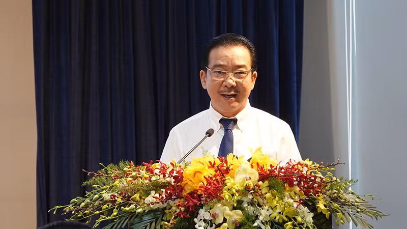 Ông Võ Trọng Nam, Phó Giám đốc Sở Văn hóa và Thể thao Thành phố Hồ Chí Minh phát biểu khai mạc hội thảo.