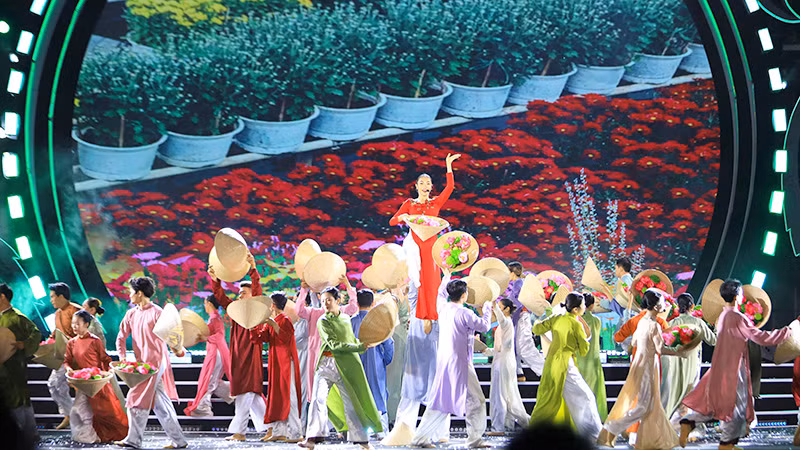 Một tiết mục biểu diễn tại đêm khai mạc.
