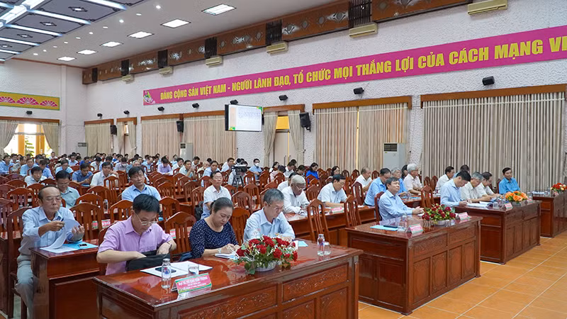 Quang cảnh hội nghị.