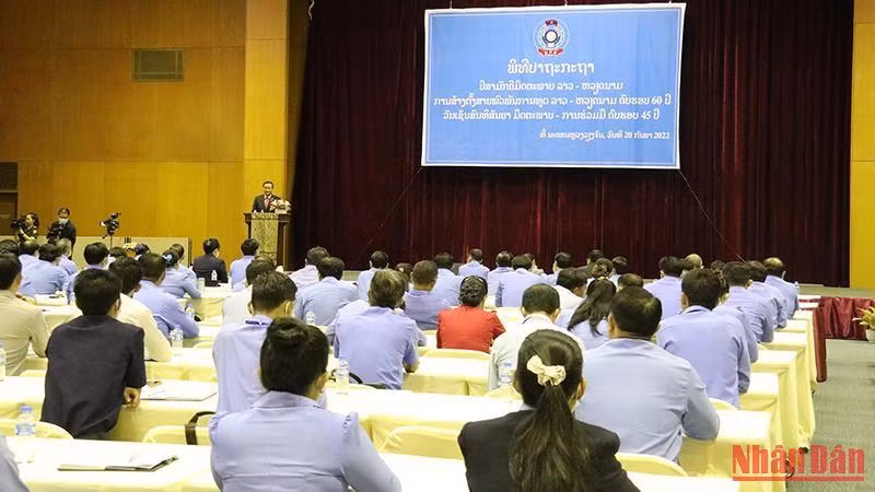 Quang cảnh buổi nói chuyện. (Ảnh: Duy Toàn)