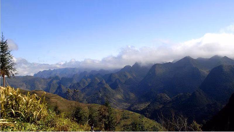 Vẻ đẹp nguyên sơ, hùng vĩ trên Cao nguyên đá Đồng Văn.