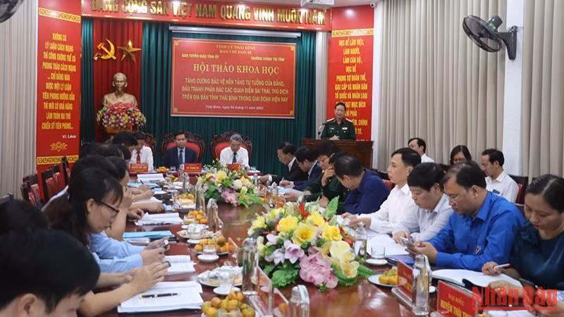 Quang cảnh buổi Hội thảo khoa học.