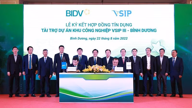 BIDV và VSIP ký kết hợp đồng tín dụng tài trợ dự án Khu công nghiệp VSIP 3 - Bình Dương.
