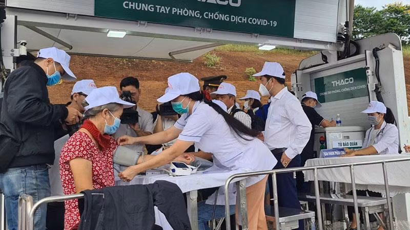 Người dân tỉnh Đắk Nông tích cực trong việc tiêm vaccine phòng dịch bệnh Covid-19. 