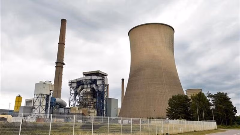 Nhà máy nhiệt điện than và khí đốt Emile-Huchet ở Saint-Avold and Carling, miền Đông Pháp ngày 7/7/2022. (Ảnh: AFP/TTXVN)