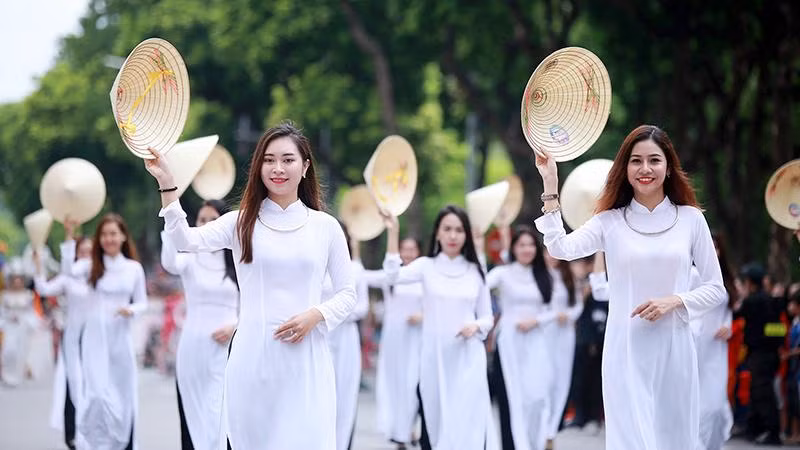 Hà Nội tiếp tục đẩy mạnh xây dựng nếp sống thanh lịch, văn minh.