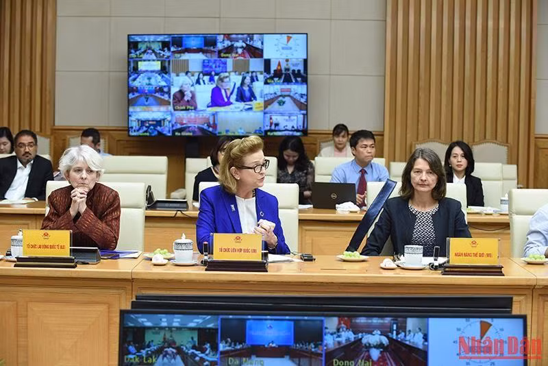 Bà Caitlin Wiesen, quyền Điều phối viên thường trú của Liên hợp quốc tại Việt Nam, Trưởng Đại diện thường trú Chương trình Phát triển của Liên hợp quốc (UNDP) tại Việt Nam tái khẳng định cam kết của Liên hợp quốc tiếp tục làm sâu sắc hơn quan hệ với Chính phủ Việt Nam.