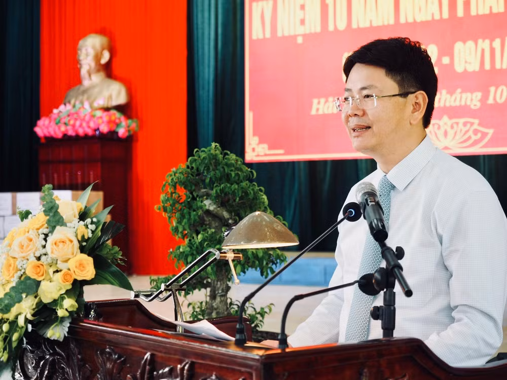 Ông Nguyễn Thanh Tịnh, Thứ trưởng Bộ Tư pháp, Phó Chủ tịch Hội đồng phối hợp Phổ biến giáo dục pháp luật Trung ương, phát biểu tại buổi lễ.