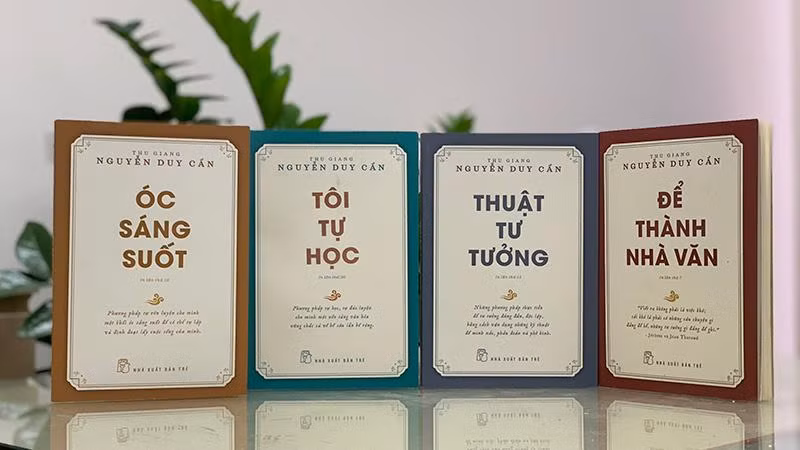 Bộ sách “Tự học” của học giả Thu Giang Nguyễn Duy Cần.