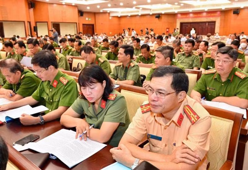 Các đại biểu dự hội nghị.