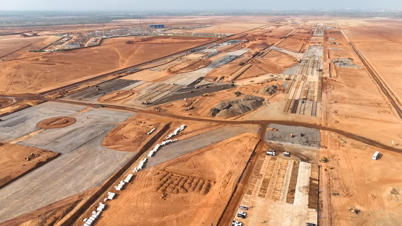 Đường cất, hạ cánh sân bay Long Thành sẽ hoàn thành trước ngày 30/4/2025.