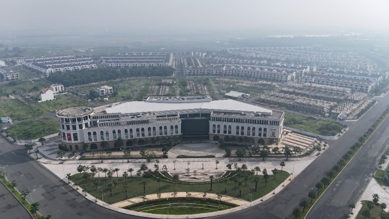 Một khu đô thị phía tây cao tốc Biên Hòa-Vũng Tàu.