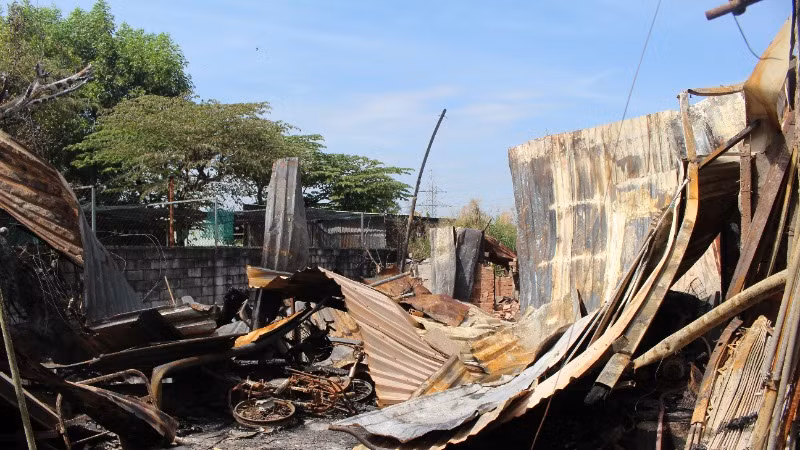 Vụ cháy đã thiêu rụi căn nhà cấp 4 ở phường Hiệp Hòa, thành phố Biên Hòa.