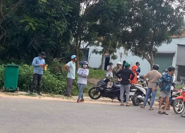 Hiện trường nơi phát hiện thi thể trẻ sơ sinh.