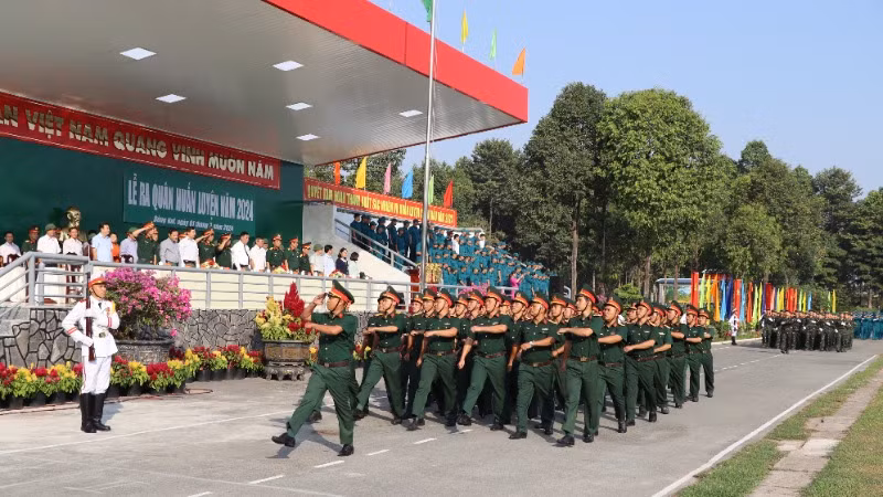 Lực lượng vũ trang tỉnh Đồng Nai ra quân huấn luyện năm 2024.