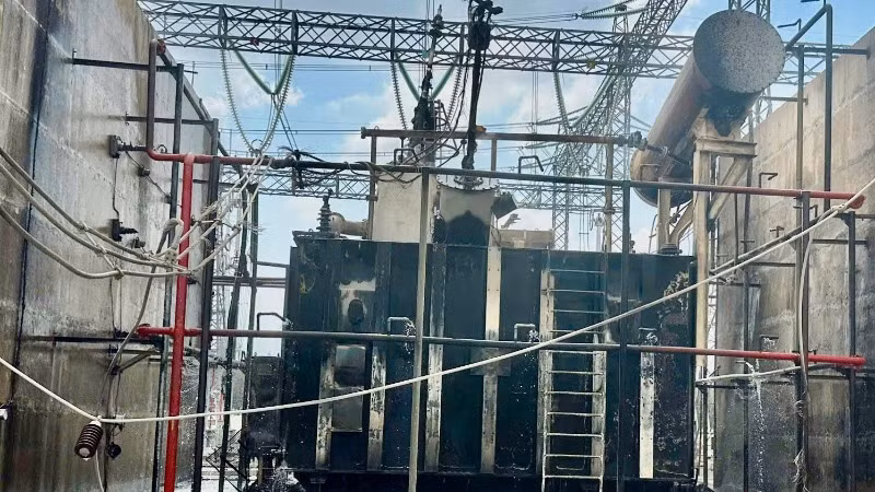Vụ cháy khiến nhiều thiết bị trong Trạm biến áp hư hỏng.