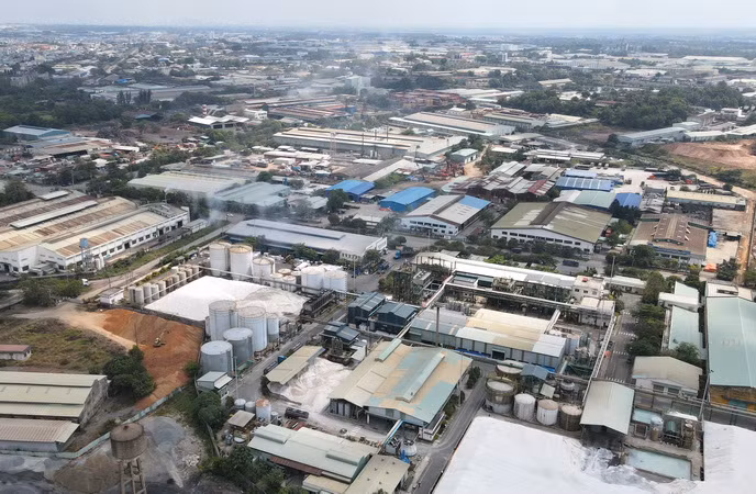 Các doanh nghiệp trong khu công nghiệp Biên Hòa 1 hoạt động từ hàng chục năm nay.