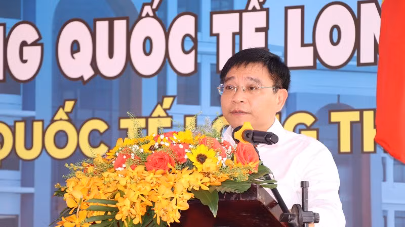 Bộ trưởng Tài chính Nguyễn Văn Thắng phát biểu tại sự kiện. Bộ trưởng Tài chính Nguyễn Văn Thắng phát biểu tại sự kiện.