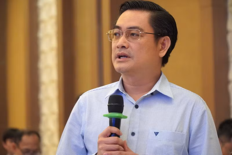 Phó Giám đốc Sở Tài nguyên và Môi trường Đồng Nai Trần Trọng Toàn trả lời tại buổi đối thoại với doanh nghiệp FDI sáng 28/3.