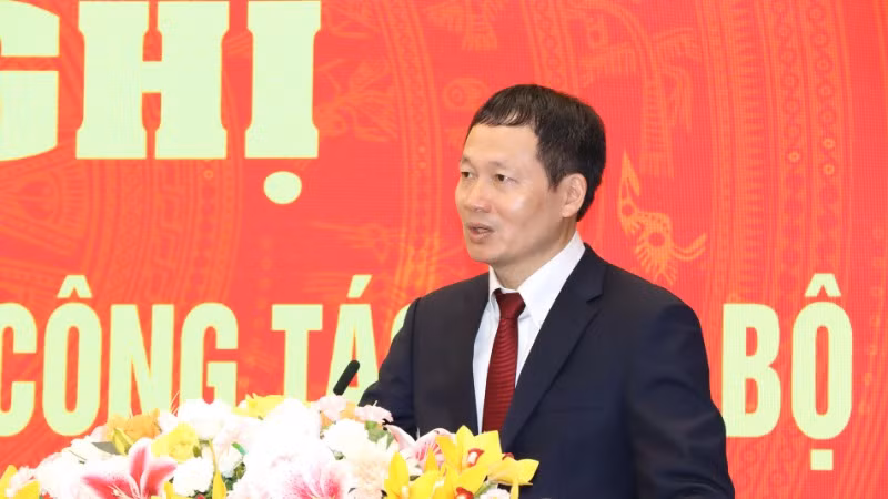 Bí thư Tỉnh ủy Đồng Nai Vũ Hồng Văn phát biểu giao nhiệm vụ.