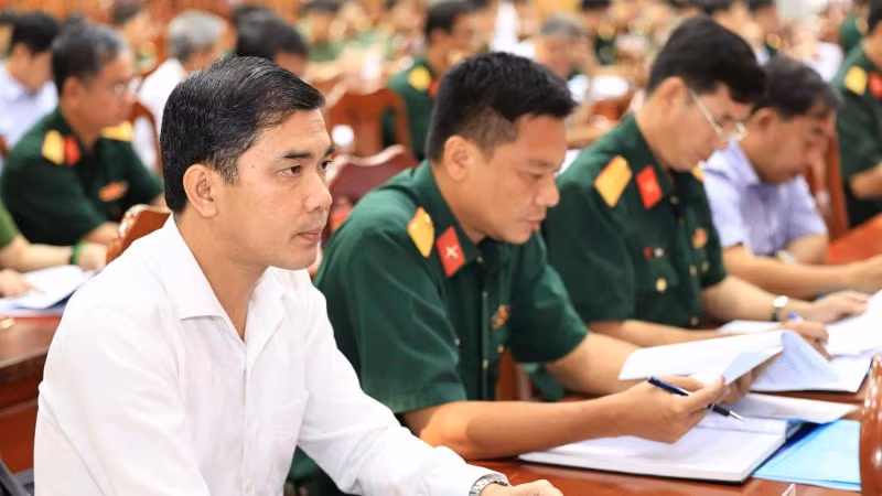 Các đại biểu tham dự hội nghị.