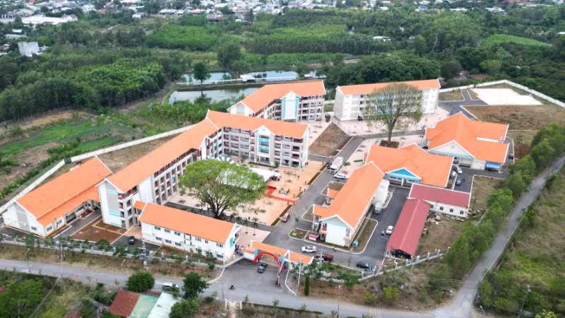 Công trình cải tạo, nâng cấp Trường phổ thông dân tộc nội trú tỉnh Đồng Nai được đầu tư hơn 152 tỷ đồng.