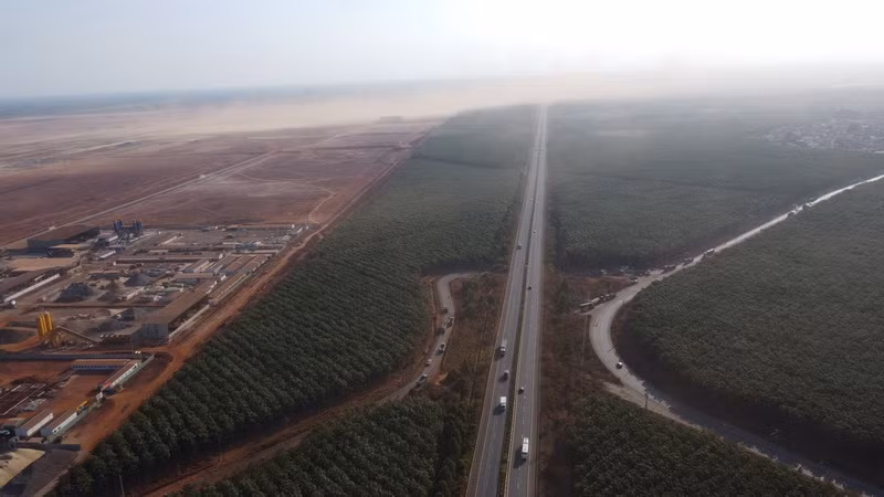 Bộ Tài nguyên và Môi trường yêu cầu ACV khẩn trương, nghiêm túc khắc phục bụi đỏ phát tán từ quá trình thi công sân bay Long Thành.