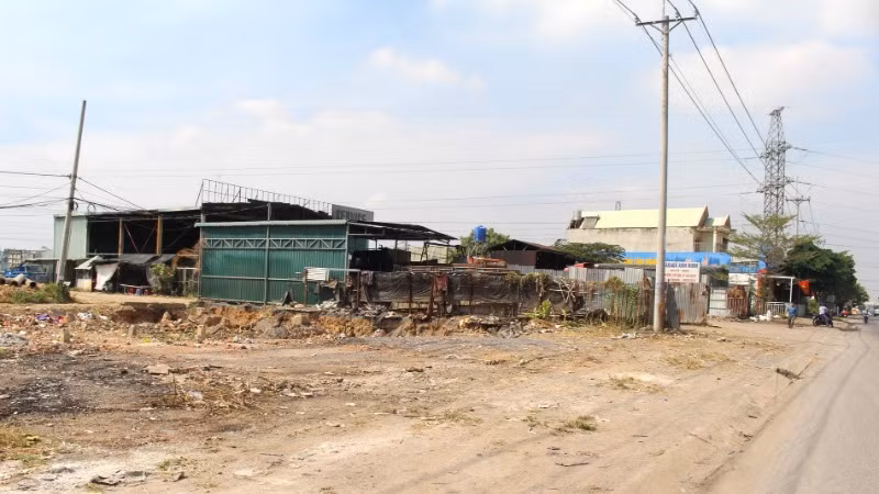 Khu vực đầu tuyến của Dự án cao tốc Biên Hòa-Vũng Tàu tiếp giáp với đường Võ Nguyên Giáp đang vướng mặt bằng.