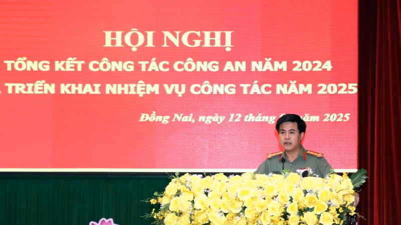 Đại tá Nguyễn Đức Hải, Giám đốc Công an tỉnh Đồng Nai phát biểu tại hội nghị.