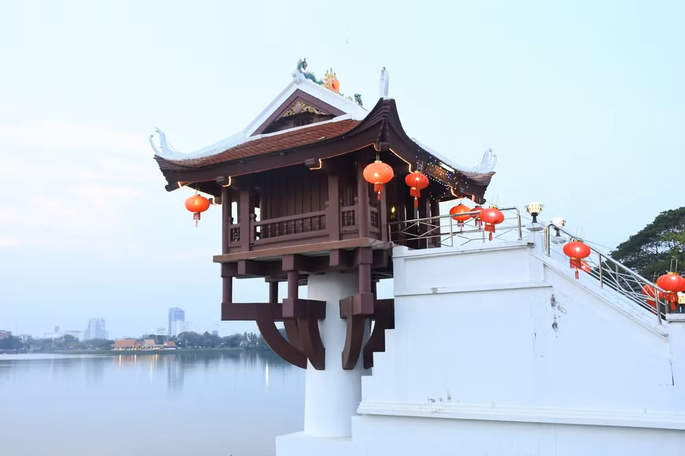 Chùa Một Cột trong công viên Hữu nghị ở tỉnh Khon Kaen.