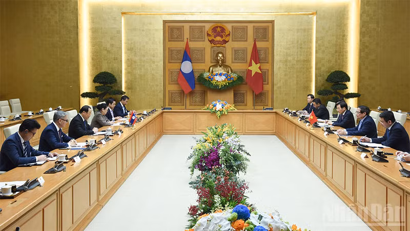 Quang cảnh cuộc làm việc. (Ảnh: TRẦN HẢI)