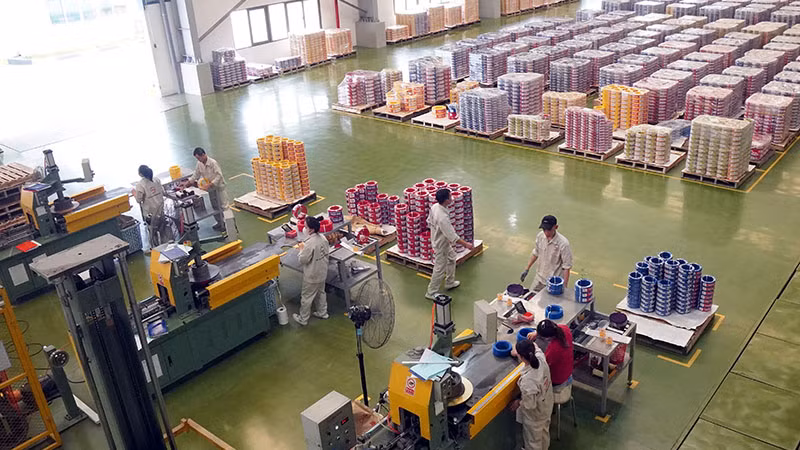 Hoạt động sản xuất ở Công ty cổ phần cơ điện Trần Phú tại Khu công nghiệp VSIP Hải Dương. (Ảnh ĐĂNG ANH)