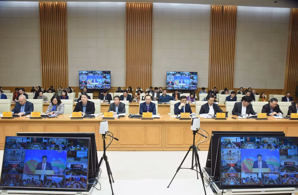 Đại diện lãnh đạo các bộ, ban, ngành tham dự diễn đàn.