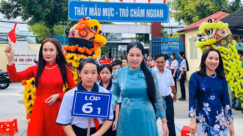 Hơn 160 ngàn học sinh các cấp tại Bạc Liêu nô nức trong ngày khai trường, chính thức bước vào năm học mới 2024-2025. (Ảnh: TRỌNG DUY)