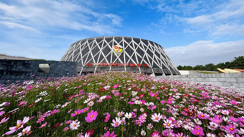 Bảo tàng Chiến thắng lịch sử Điện Biên Phủ.